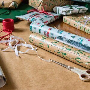 🎄 Christmas Gift Wrapping Service Add-On – Only $8! 🎄